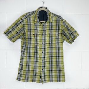 Kuhl Men’s Response Short Sleeve Plaid Shirt Green and Gray Button Up